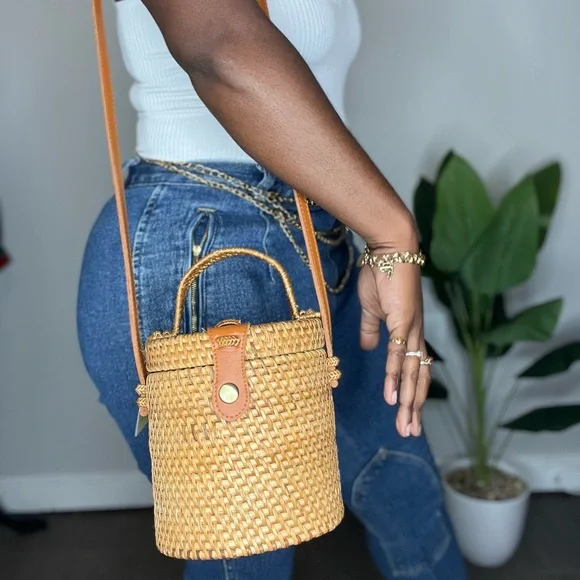 NWT 100% Rattan Hand Crafter Purse - Picture 3 of 4